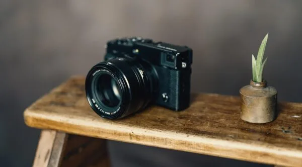 Fujifilm XF 56mm f/1.2 R là một ống kính thuộc dòng XF cao cấp của Fujifilm