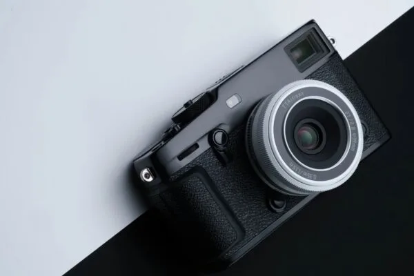 AF của TTArtisan 27mm f/2.8 nhanh hơn Fujinon XF 27mm f/2.8